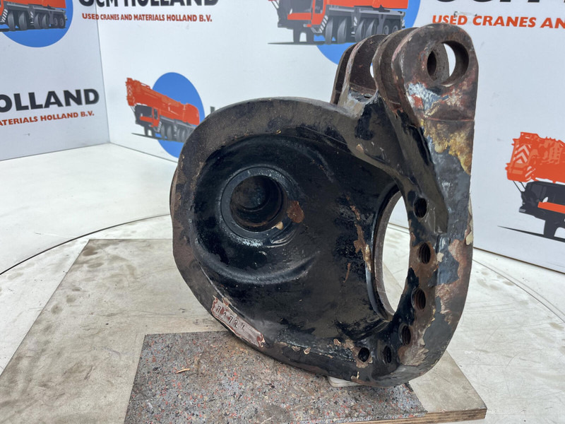 Krupp KMK 3045 Steering knuckle 16 holes - Steering knuckle for Crane: picture 5 Krupp KMK 3045 Steering knuckle 16 holes - Steering knuckle for Crane: picture 5
