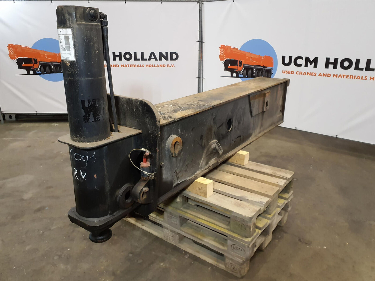Krupp KMK 5100 sliding beam front - Suspension for Mobile crane: picture 2 Krupp KMK 5100 sliding beam front - Suspension for Mobile crane: picture 2