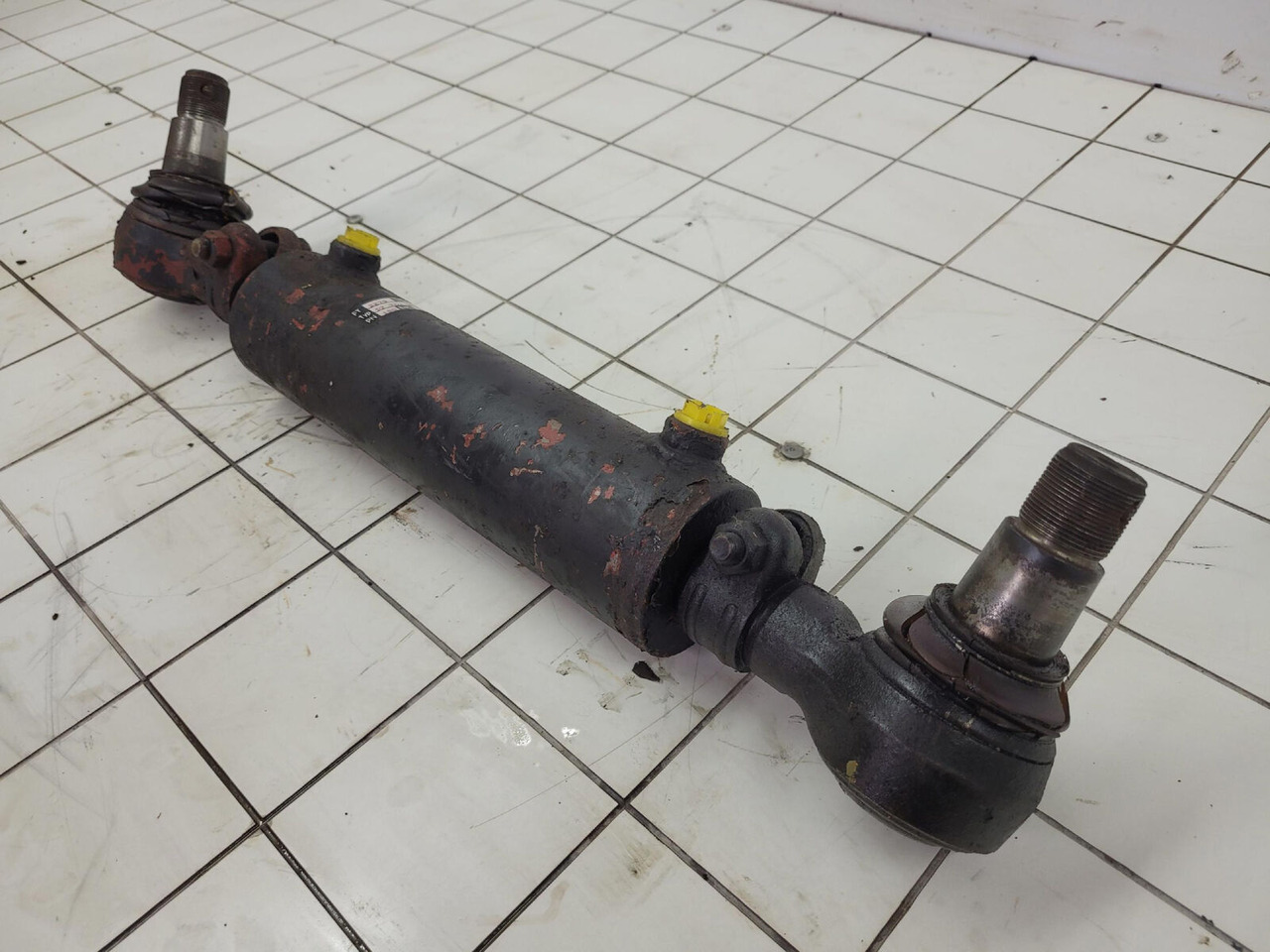 Krupp steering cylinder - Hydraulic cylinder for Mobile crane: picture 3 Krupp steering cylinder - Hydraulic cylinder for Mobile crane: picture 3