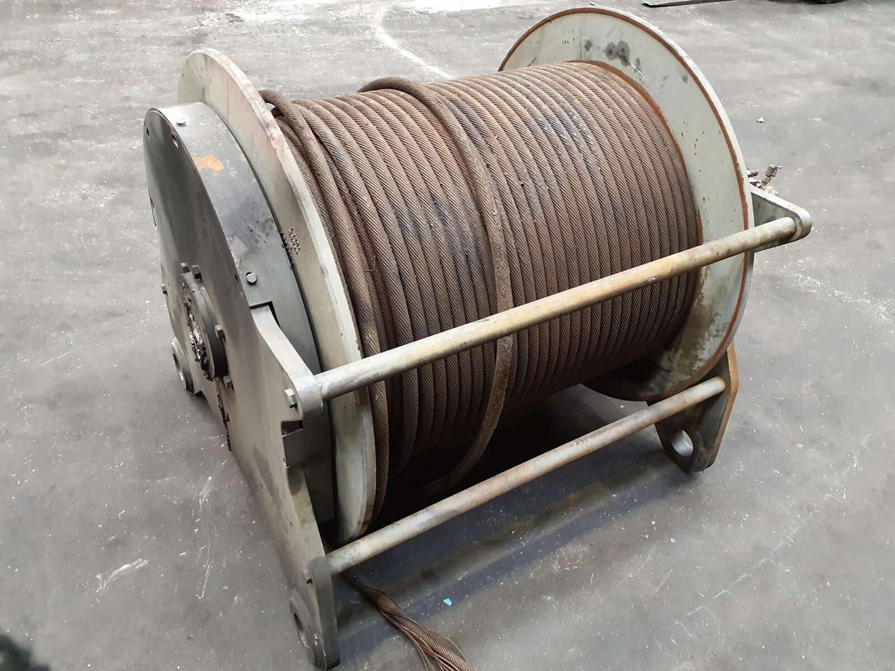 Liebherr LR 1160 COMPACT ROPE WINCH - Winch for Crawler crane: picture 3 Liebherr LR 1160 COMPACT ROPE WINCH - Winch for Crawler crane: picture 3