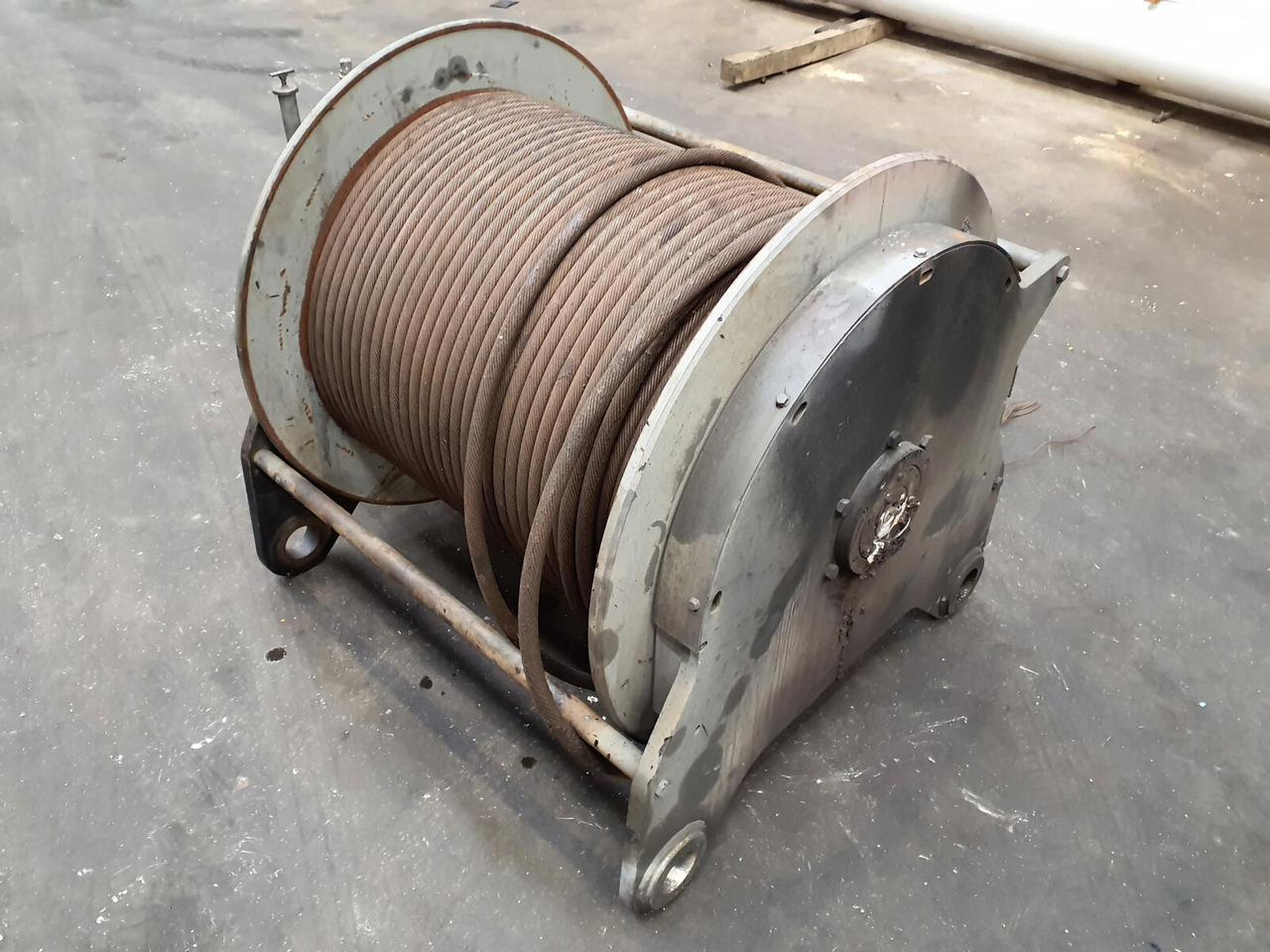 Liebherr LR 1160 COMPACT ROPE WINCH - Winch for Crawler crane: picture 4 Liebherr LR 1160 COMPACT ROPE WINCH - Winch for Crawler crane: picture 4