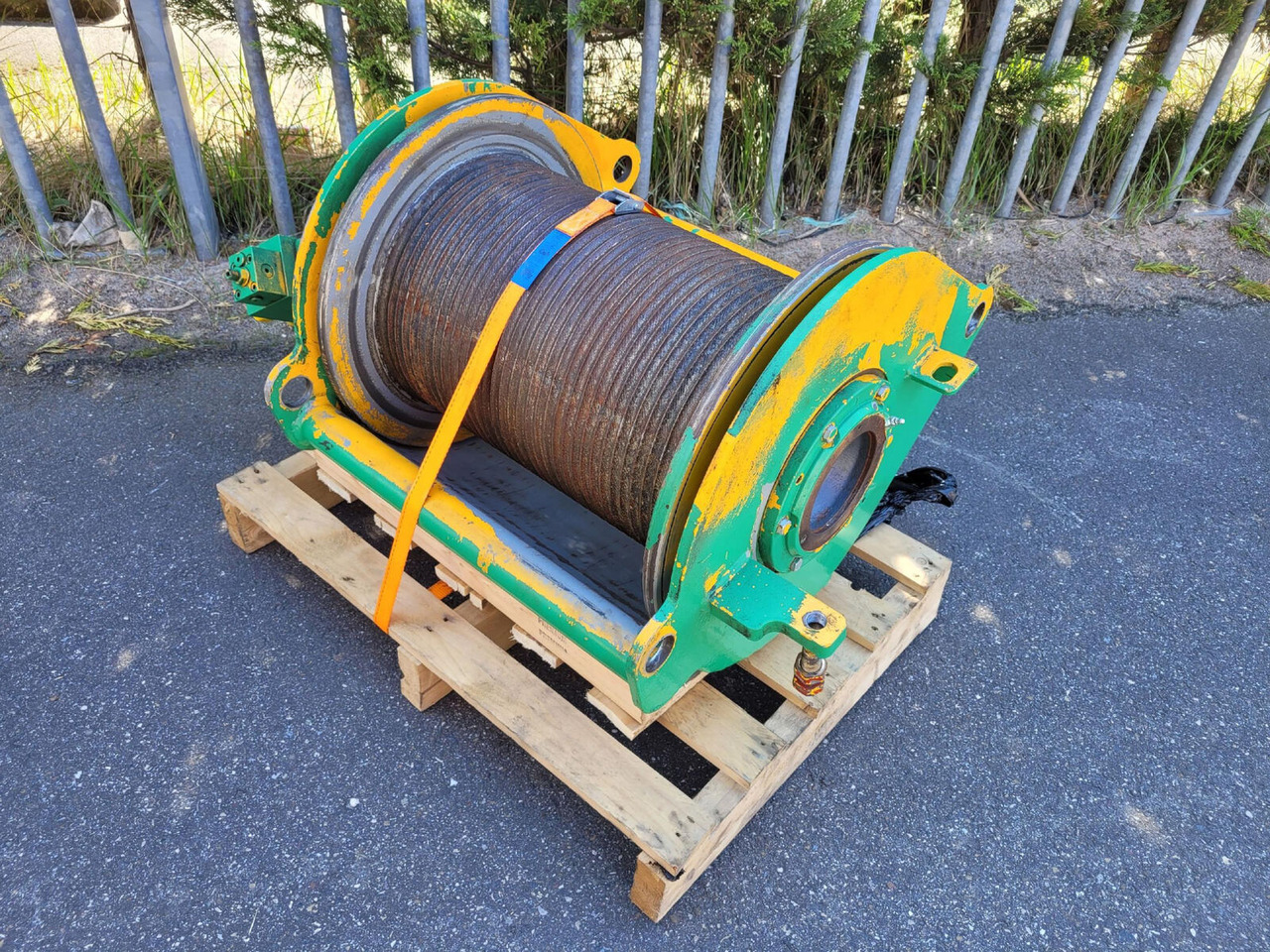 Liebherr LTM 1040-2.1 winch - Winch for Mobile crane: picture 4 Liebherr LTM 1040-2.1 winch - Winch for Mobile crane: picture 4