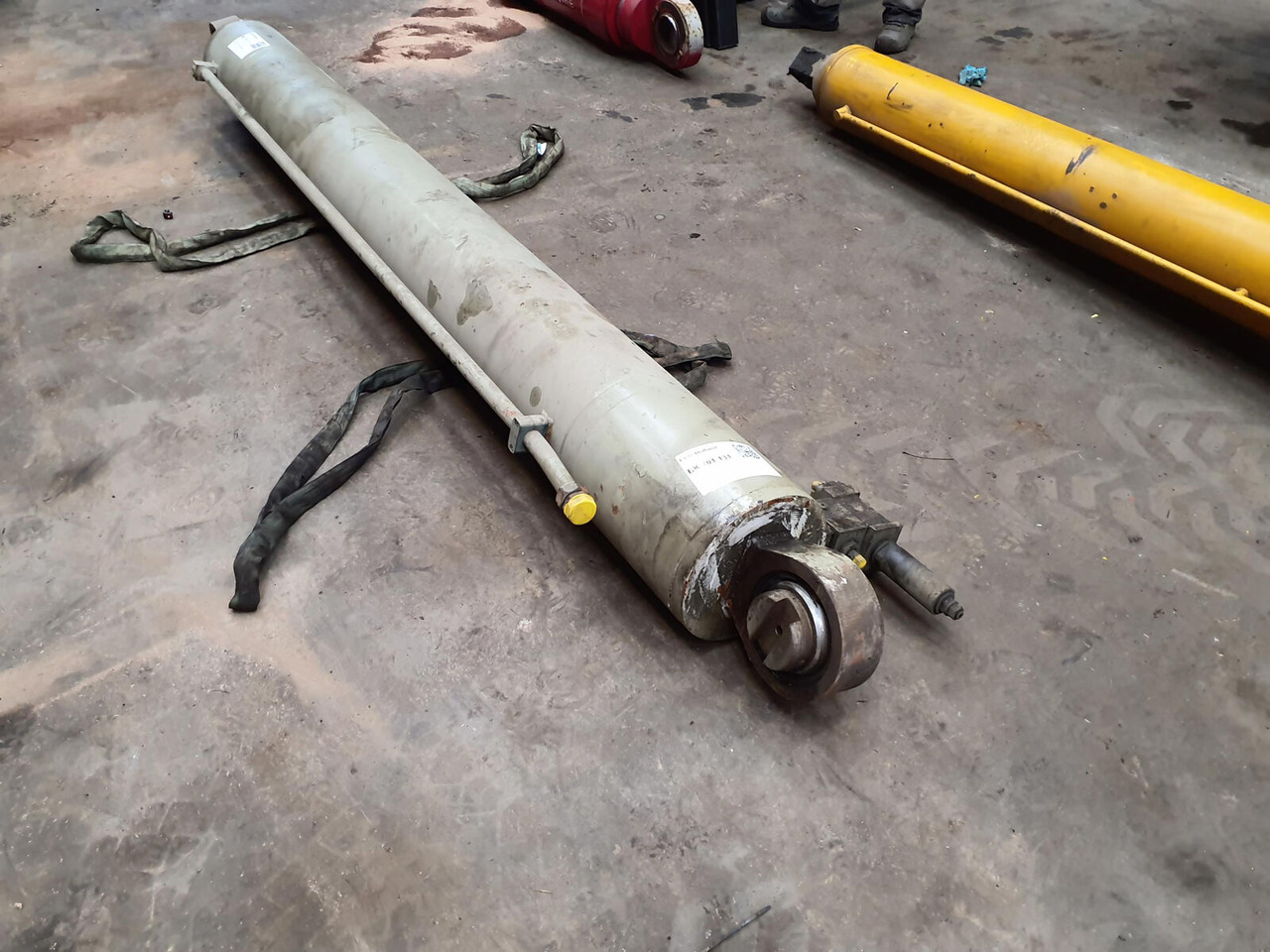 Liebherr LTM 1045 Boomcylinder - Hydraulic cylinder for Mobile crane: picture 3 Liebherr LTM 1045 Boomcylinder - Hydraulic cylinder for Mobile crane: picture 3