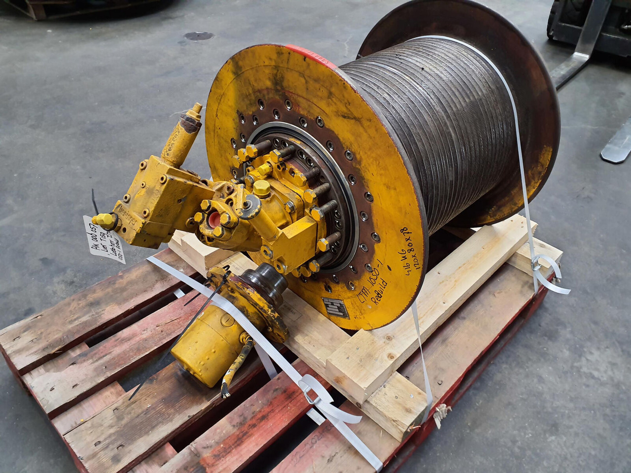 Liebherr LTM 1050-1 winch - Winch for Mobile crane: picture 1 Liebherr LTM 1050-1 winch - Winch for Mobile crane: picture 1