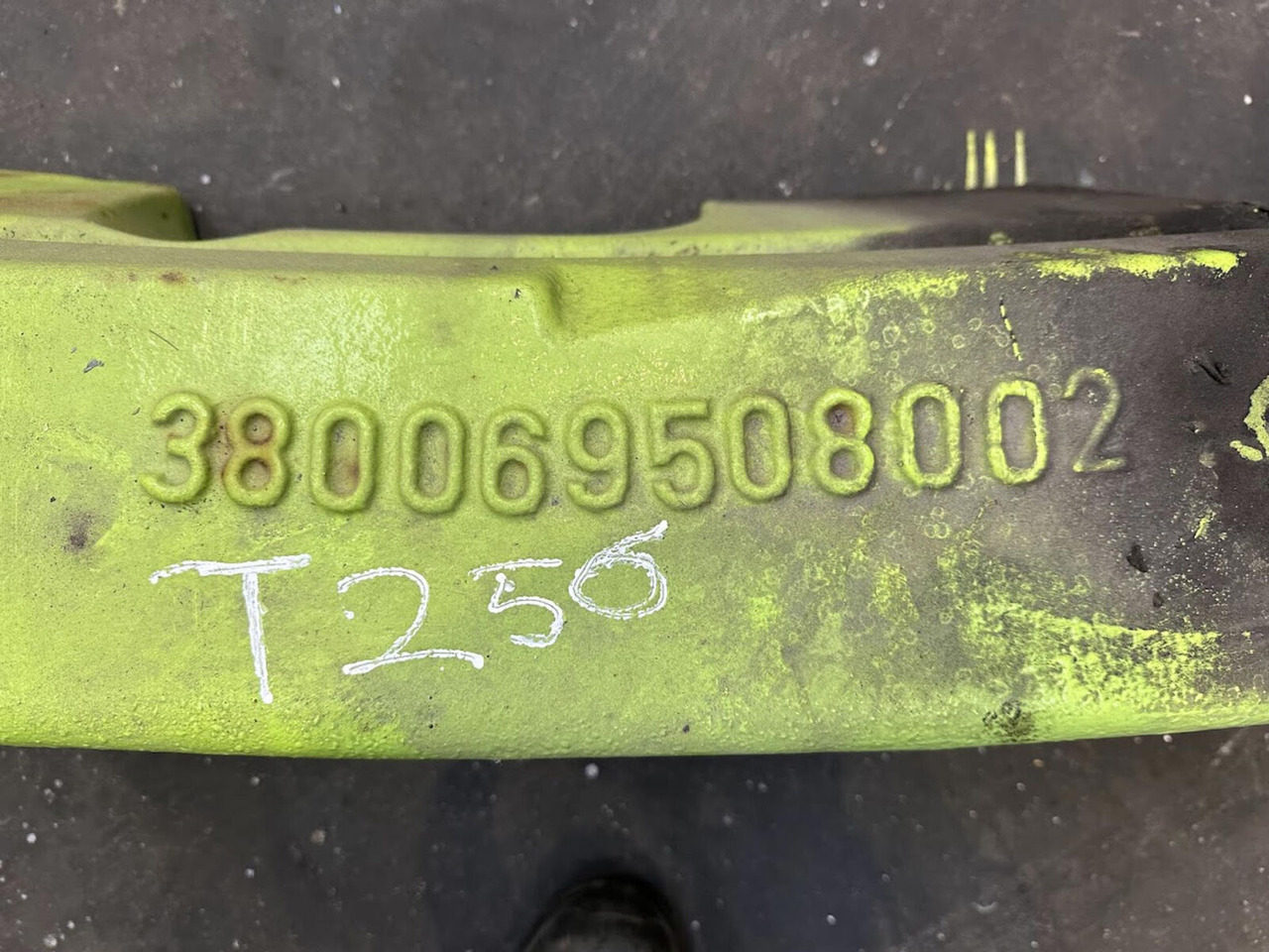 Liebherr LTM 1050-3.1 counterweight 1,1 ton - Counterweight for Mobile crane: picture 5 Liebherr LTM 1050-3.1 counterweight 1,1 ton - Counterweight for Mobile crane: picture 5