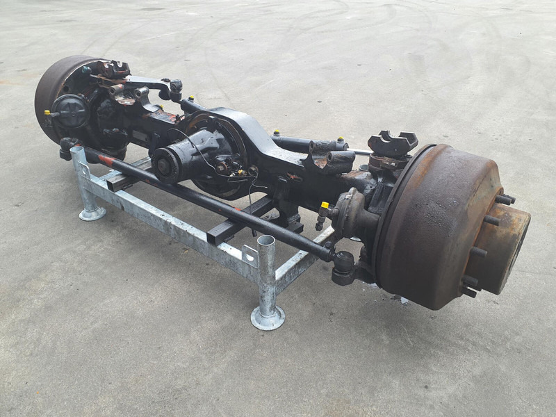 Liebherr LTM 1060-2 axle 1 - Axle and parts for Crane: picture 1 Liebherr LTM 1060-2 axle 1 - Axle and parts for Crane: picture 1