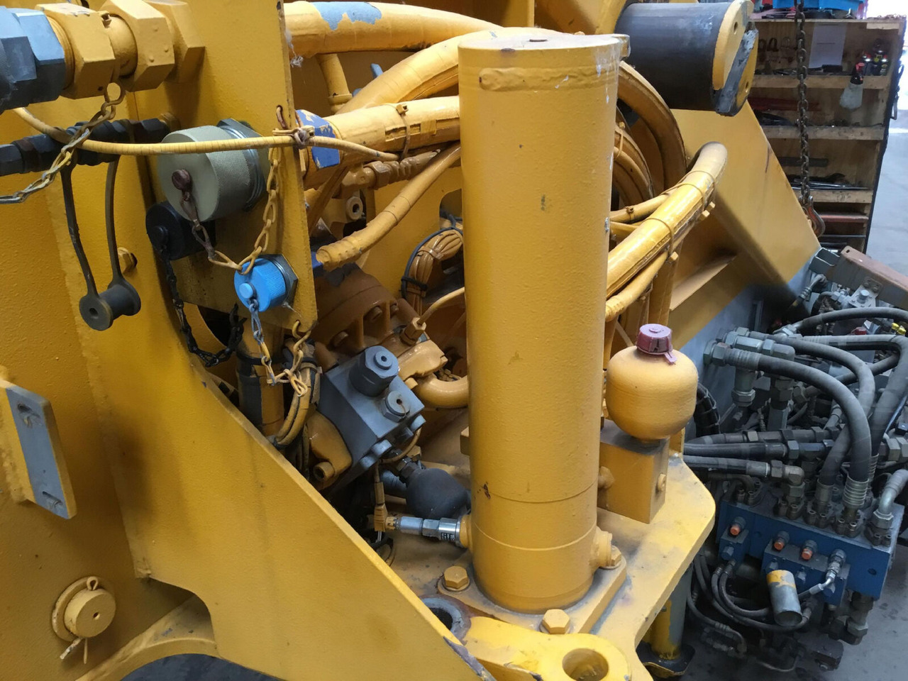 Liebherr LTM 1060-2 counterweight cylinder - Hydraulic cylinder for Mobile crane: picture 3 Liebherr LTM 1060-2 counterweight cylinder - Hydraulic cylinder for Mobile crane: picture 3