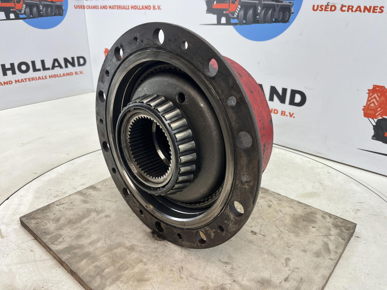 Liebherr LTM 1060/2 planetary gear 17-24-67-32-3pl-H135-46 - Final drive for Mobile crane: picture 3 Liebherr LTM 1060/2 planetary gear 17-24-67-32-3pl-H135-46 - Final drive for Mobile crane: picture 3