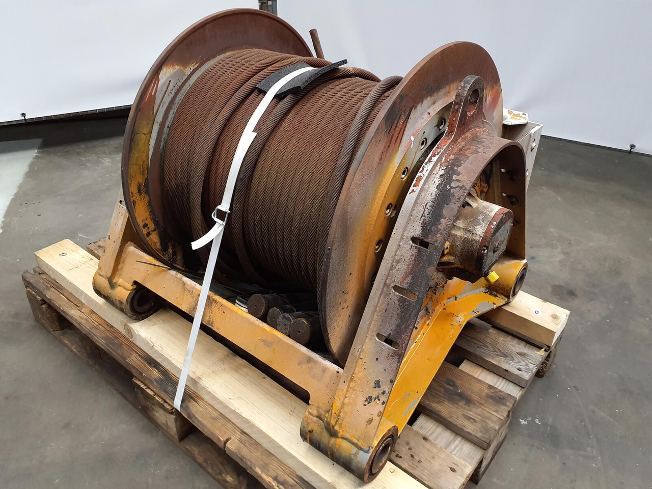 Liebherr LTM 1070-4.2 winch - Winch for Mobile crane: picture 4 Liebherr LTM 1070-4.2 winch - Winch for Mobile crane: picture 4