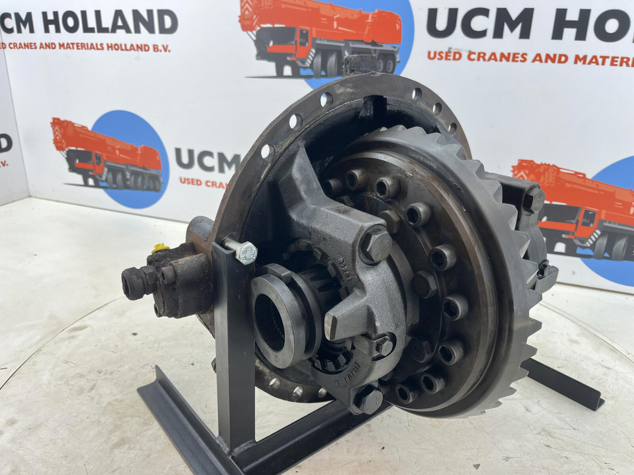 Liebherr LTM 1080 end differential 16x39 axle 4 - Differential gear for Mobile crane: picture 1 Liebherr LTM 1080 end differential 16x39 axle 4 - Differential gear for Mobile crane: picture 1