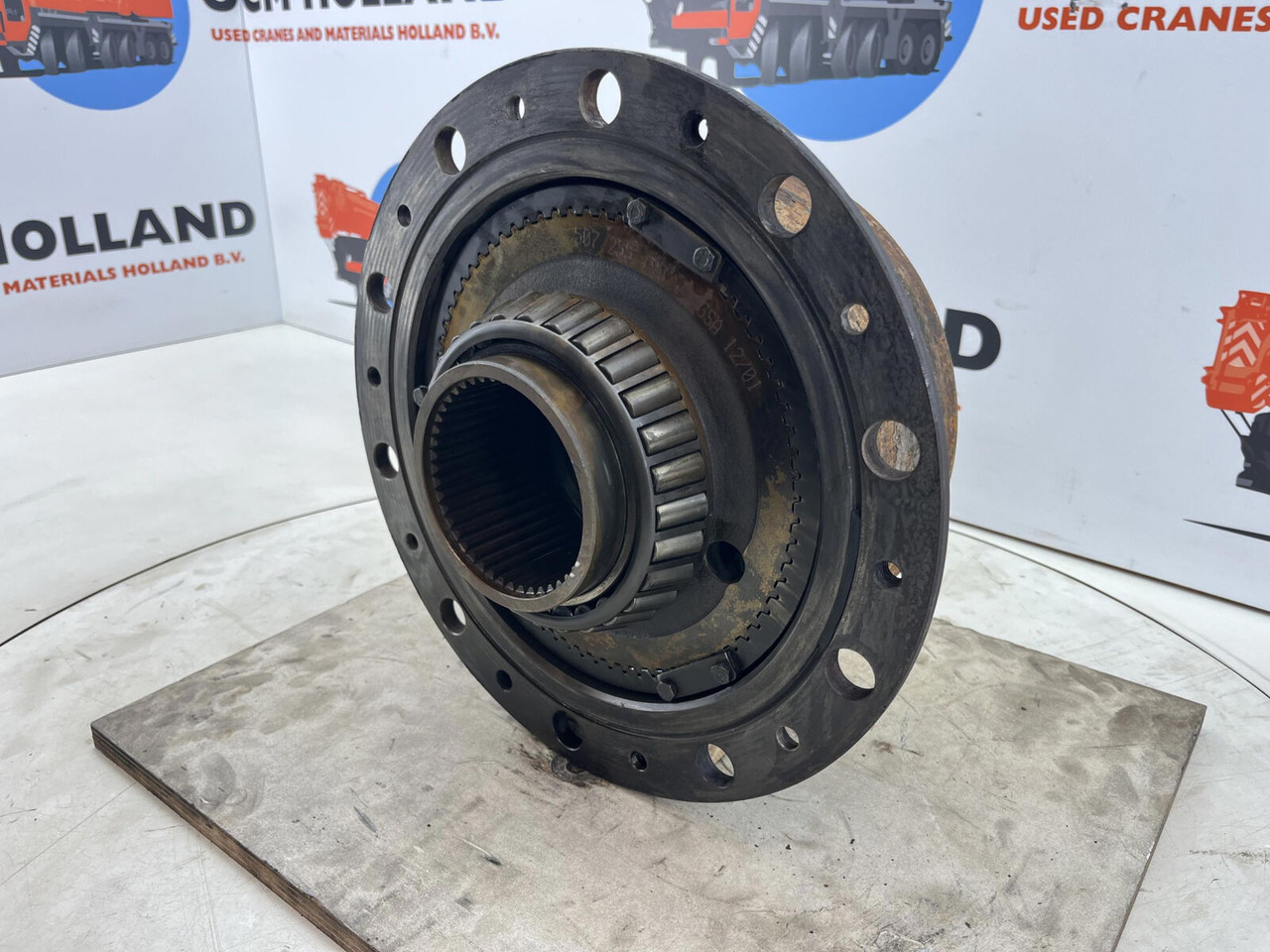 Liebherr LTM 1080 planetary gear 22-25-74-40-3pl-H135-46 - Final drive for Crane: picture 3 Liebherr LTM 1080 planetary gear 22-25-74-40-3pl-H135-46 - Final drive for Crane: picture 3