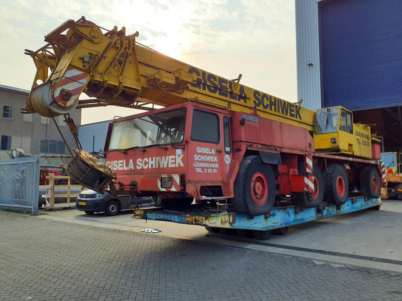 Liebherr LTM 1100 - All terrain crane: picture 2 Liebherr LTM 1100 - All terrain crane: picture 2