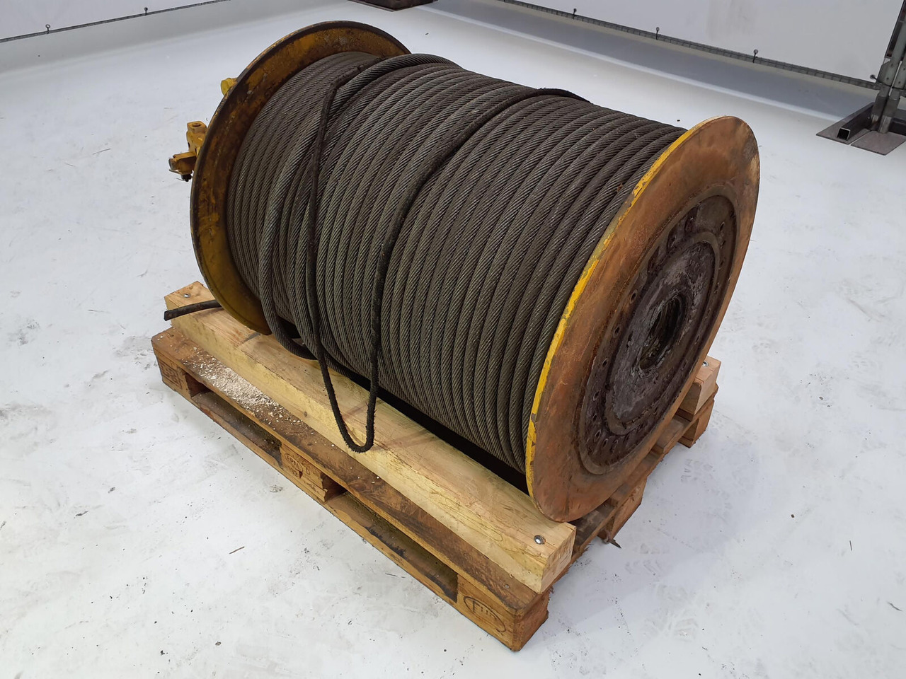 Liebherr LTM 1160-2 complete 1e winch - Winch for Mobile crane: picture 2 Liebherr LTM 1160-2 complete 1e winch - Winch for Mobile crane: picture 2