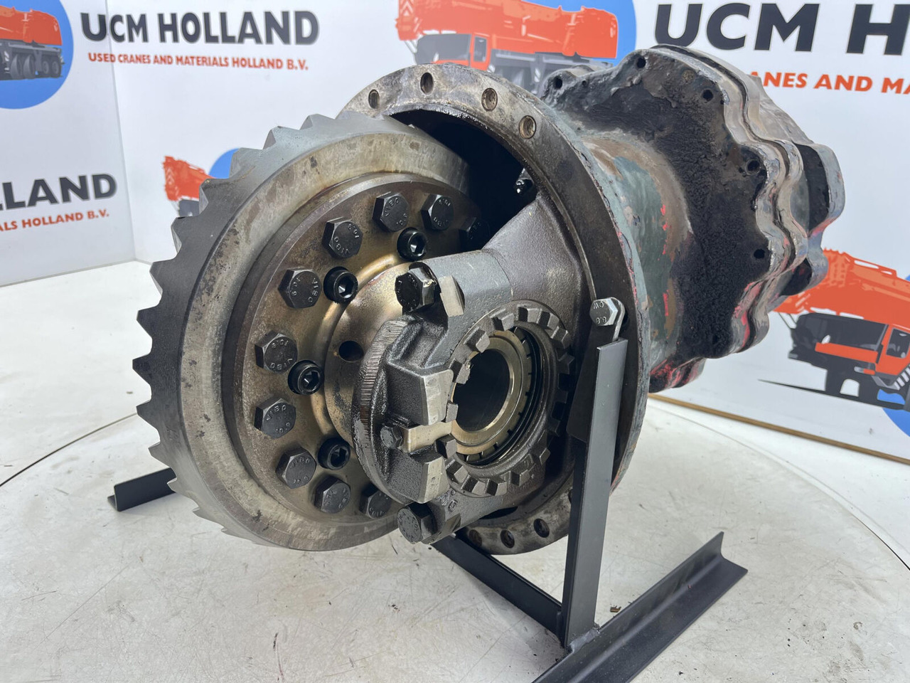 Liebherr LTM 1160 drive through differential 13x35 axle 5 - Differential gear for Mobile crane: picture 2 Liebherr LTM 1160 drive through differential 13x35 axle 5 - Differential gear for Mobile crane: picture 2