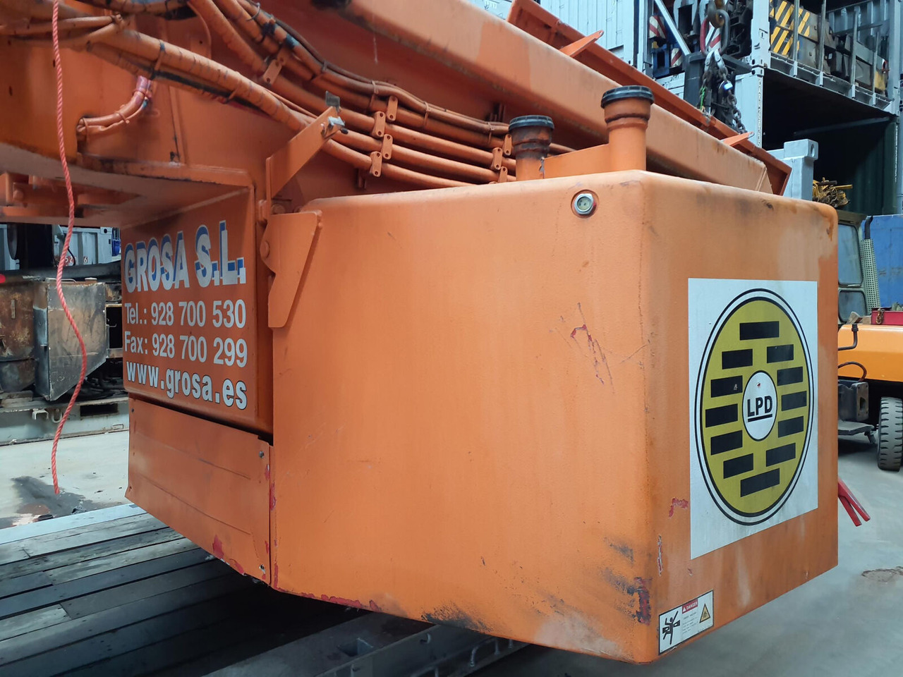 Frame/ Chassis for Mobile crane Liebherr LTM 1200/1 Upper frame: picture 11 Frame/ Chassis for Mobile crane Liebherr LTM 1200/1 Upper frame: picture 11