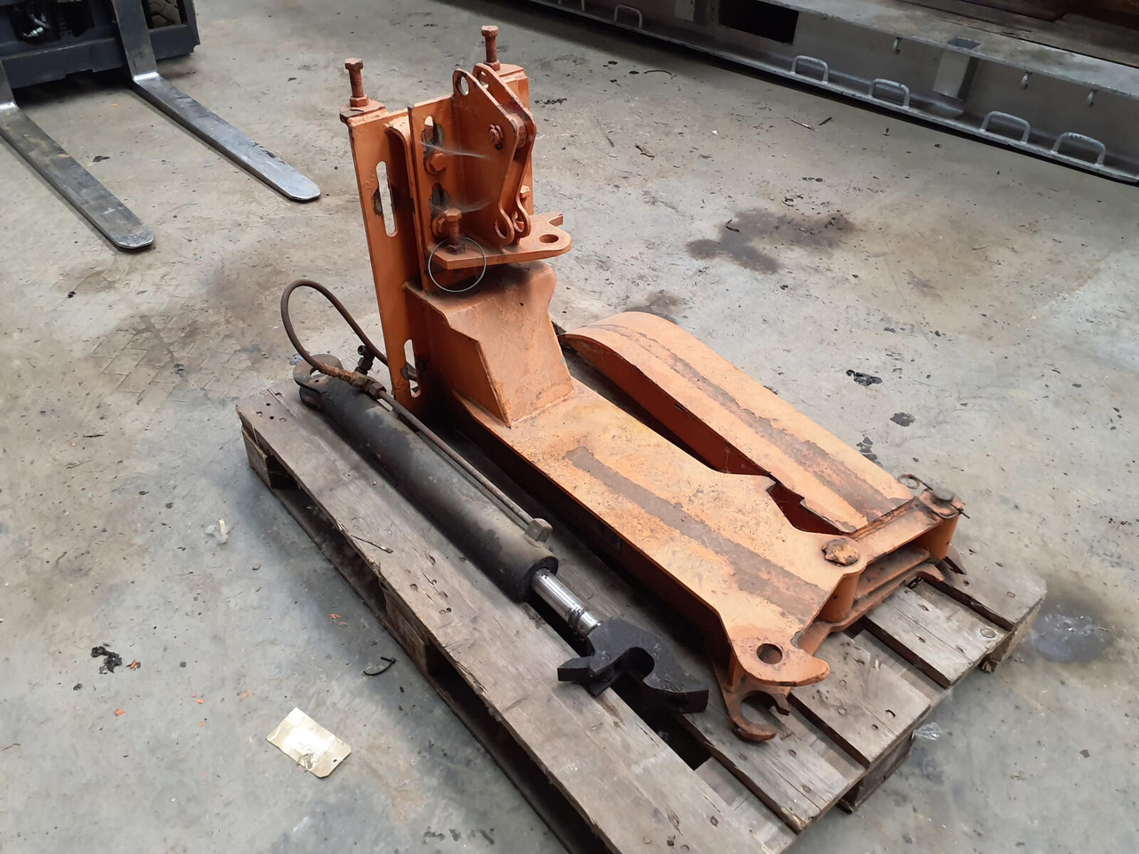 Frame/ Chassis for Mobile crane Liebherr LTM 1200/1 Upper frame: picture 13 Frame/ Chassis for Mobile crane Liebherr LTM 1200/1 Upper frame: picture 13