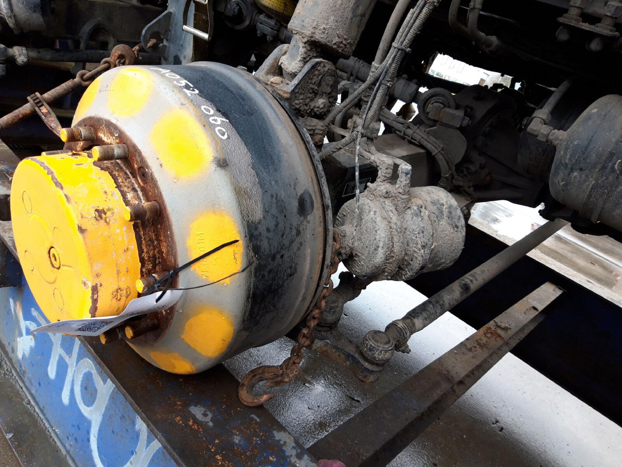 Liebherr LTM 1400-7.1 axle 6 - Axle and parts for Mobile crane: picture 2 Liebherr LTM 1400-7.1 axle 6 - Axle and parts for Mobile crane: picture 2