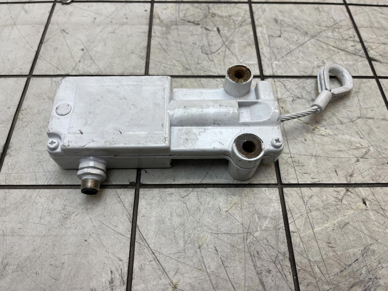 Liebherr LTM 1400-7.1 hoist limit switch - Electrical system for Crane: picture 1 Liebherr LTM 1400-7.1 hoist limit switch - Electrical system for Crane: picture 1