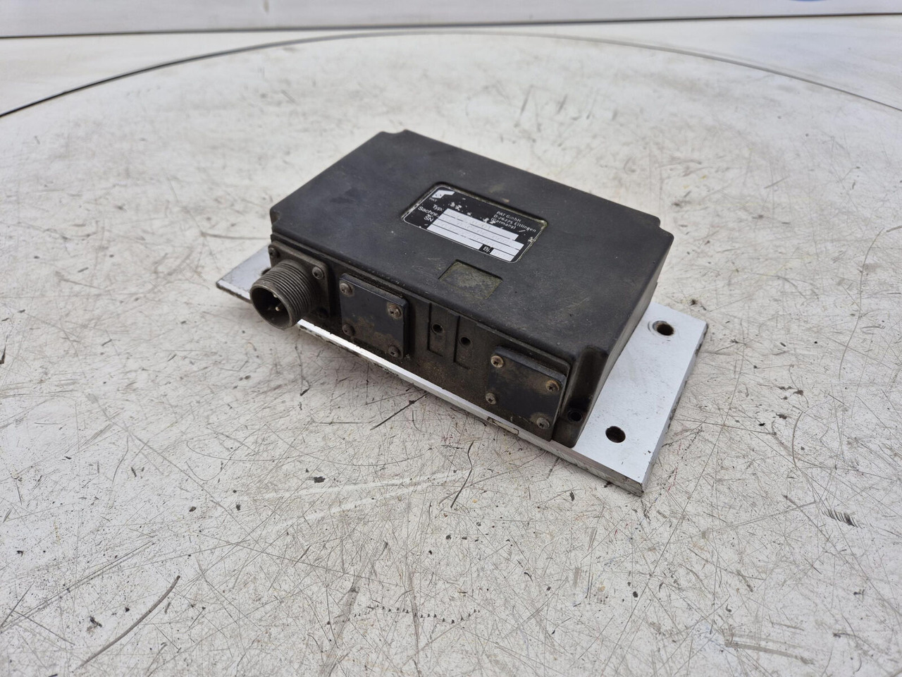 PAT DWG 30/01 - ECU for Crane: picture 2 PAT DWG 30/01 - ECU for Crane: picture 2