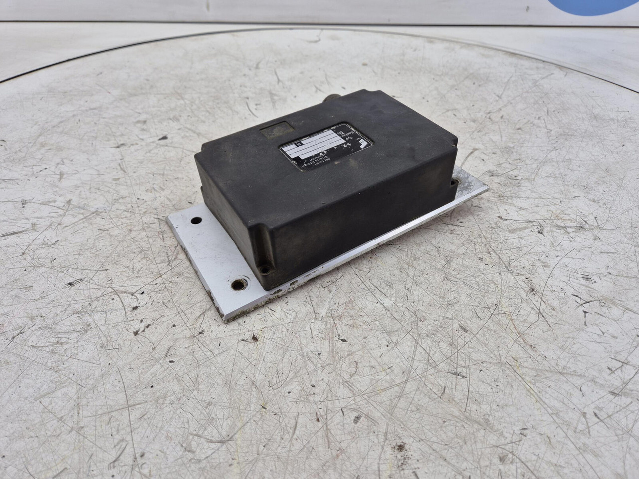 PAT DWG 30/01 - ECU for Crane: picture 3 PAT DWG 30/01 - ECU for Crane: picture 3