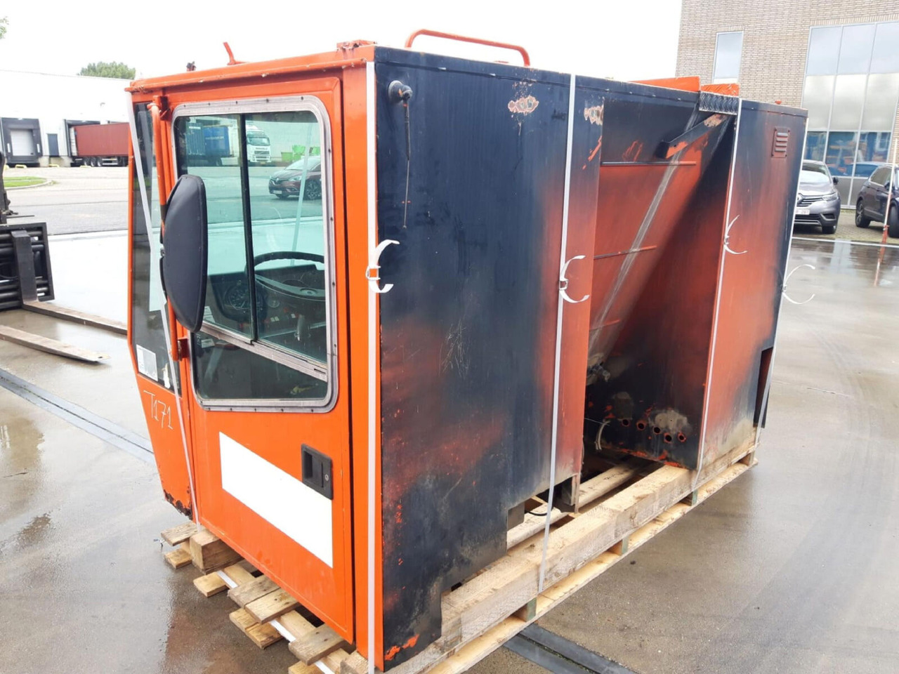 Terex AC 205 lower cab - Cab for Mobile crane: picture 4 Terex AC 205 lower cab - Cab for Mobile crane: picture 4