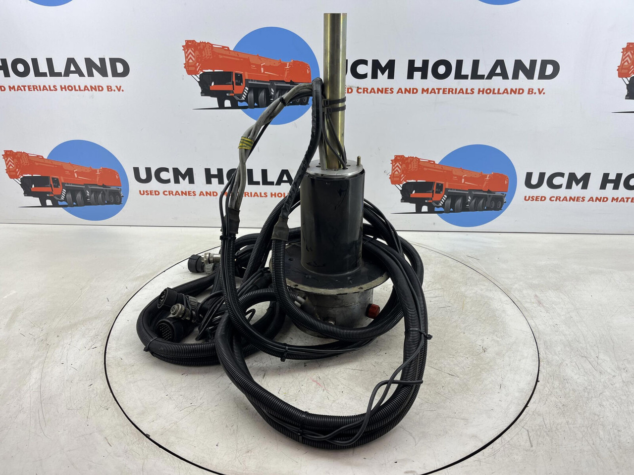 Terex AC slip ring assy - Electrical system for Crane: picture 3 Terex AC slip ring assy - Electrical system for Crane: picture 3