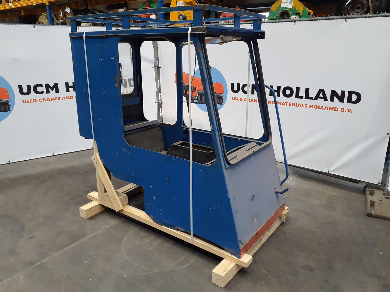 Terex HC upper cabin - Cab for Mobile crane: picture 3 Terex HC upper cabin - Cab for Mobile crane: picture 3