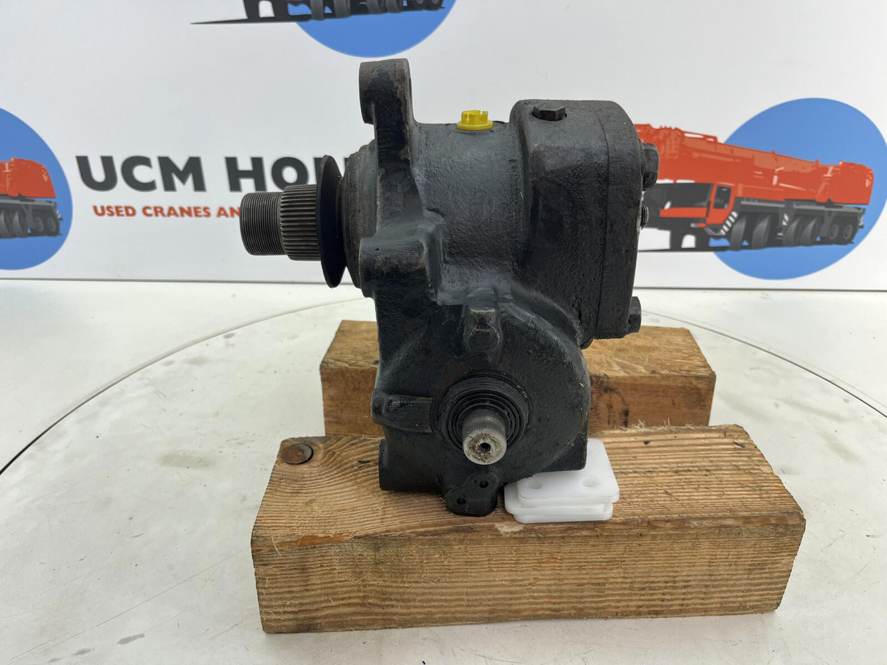 Terex PPM 480 ATT steering box - Steering gear for Crane: picture 4 Terex PPM 480 ATT steering box - Steering gear for Crane: picture 4