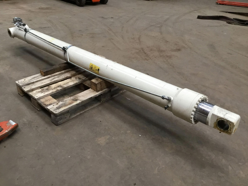 Terex Terex AC 40L-2 Boom cylinder - Hydraulic cylinder for Crane: picture 3 Terex Terex AC 40L-2 Boom cylinder - Hydraulic cylinder for Crane: picture 3