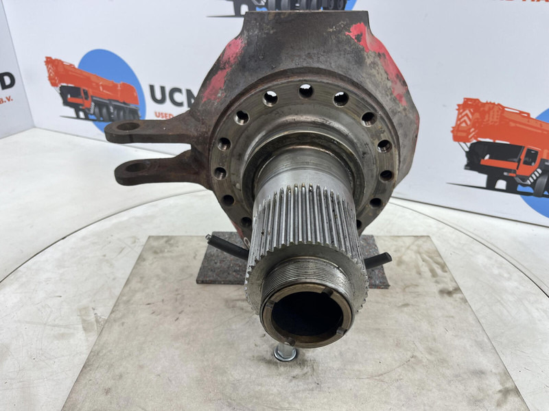 Terex Terex Demag AC35 Steering knuckle 16 holes axle 2 right - Steering knuckle for Crane: picture 2 Terex Terex Demag AC35 Steering knuckle 16 holes axle 2 right - Steering knuckle for Crane: picture 2
