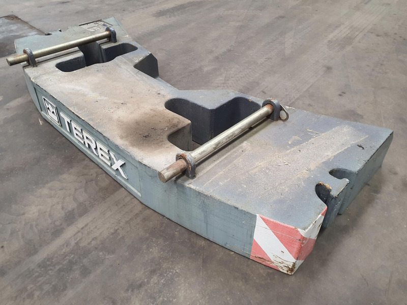 Terex Terex Demag Challenger 4200 counterweight 3.7 Ton - Counterweight for Construction machinery: picture 4 Terex Terex Demag Challenger 4200 counterweight 3.7 Ton - Counterweight for Construction machinery: picture 4