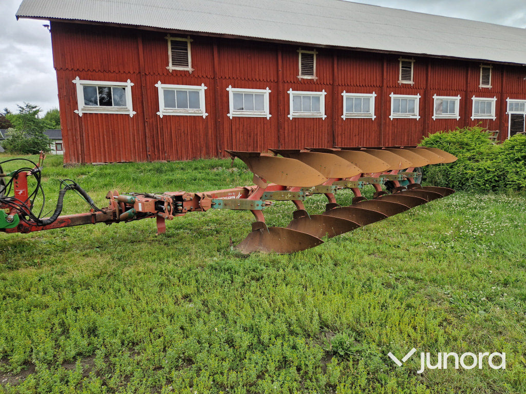 Delburen Växelplog 7-Skärig Kverneland PB 100 - Plow: picture 2 Delburen Växelplog 7-Skärig Kverneland PB 100 - Plow: picture 2