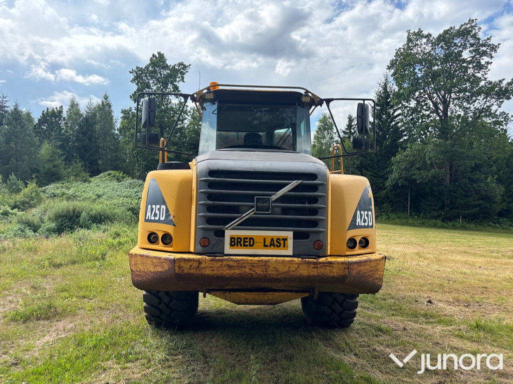 Dumper Volvo A25D - Articulated dumper: picture 3 Dumper Volvo A25D - Articulated dumper: picture 3