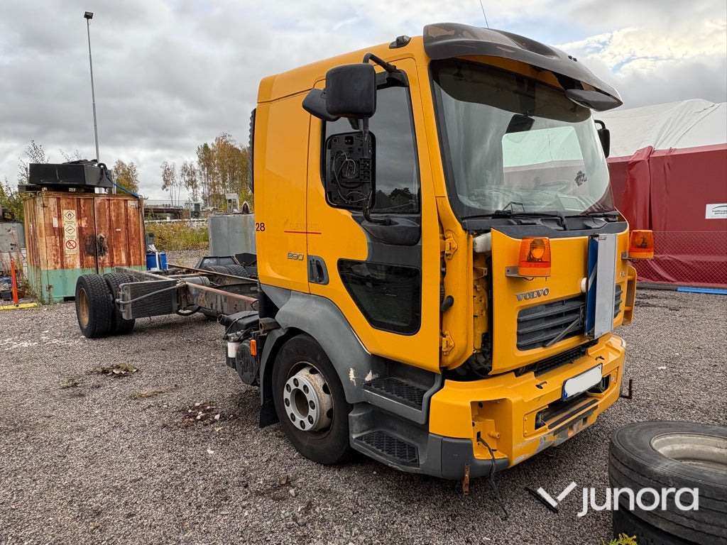 Lastbil Volvo FL 4*2 - Cab chassis truck: picture 4 Lastbil Volvo FL 4*2 - Cab chassis truck: picture 4