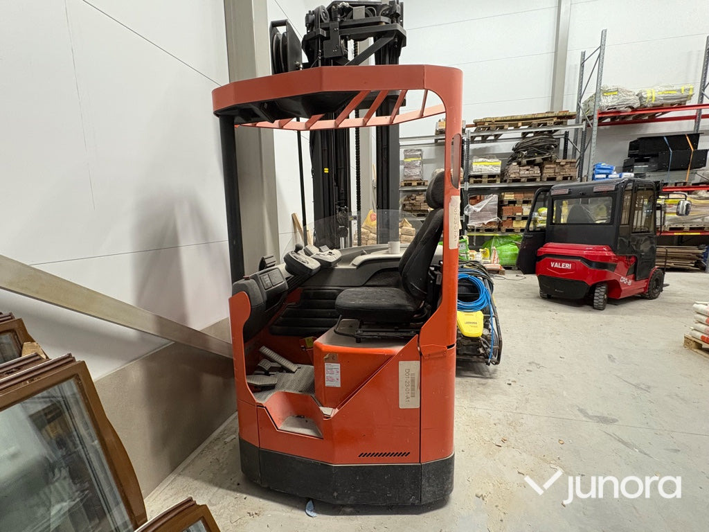 Skjutstativtruck – BT - Reach truck: picture 2 Skjutstativtruck – BT - Reach truck: picture 2
