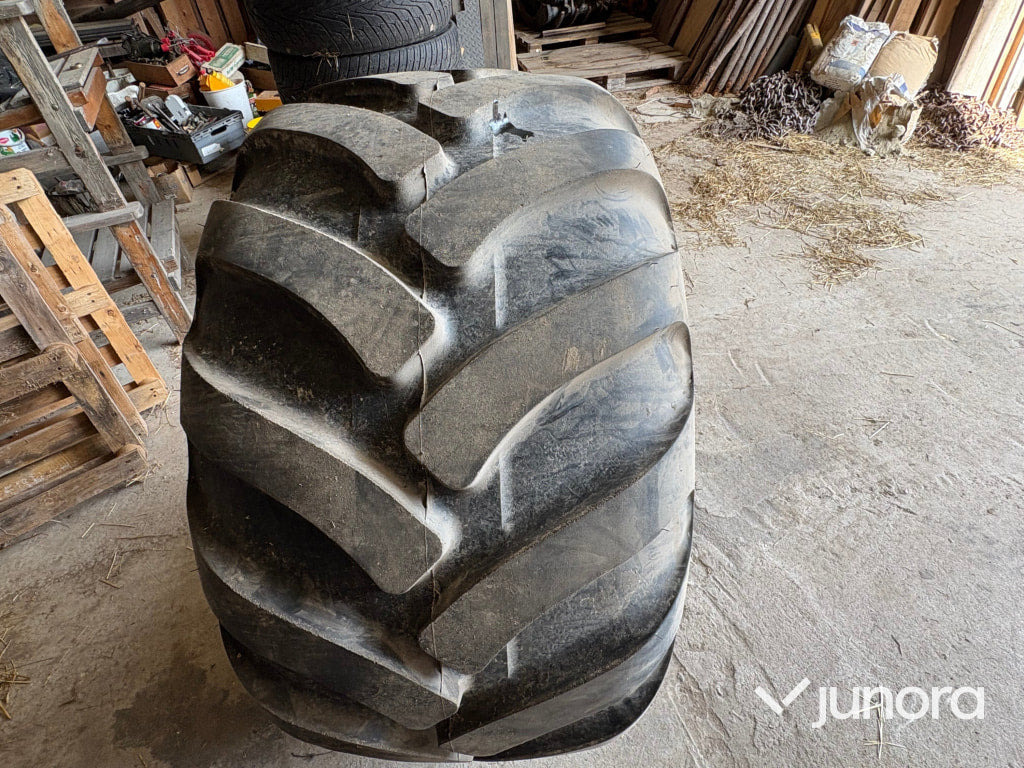 Skogsdäck Trelleborg Twin 428 - Tire for Forestry equipment: picture 3 Skogsdäck Trelleborg Twin 428 - Tire for Forestry equipment: picture 3
