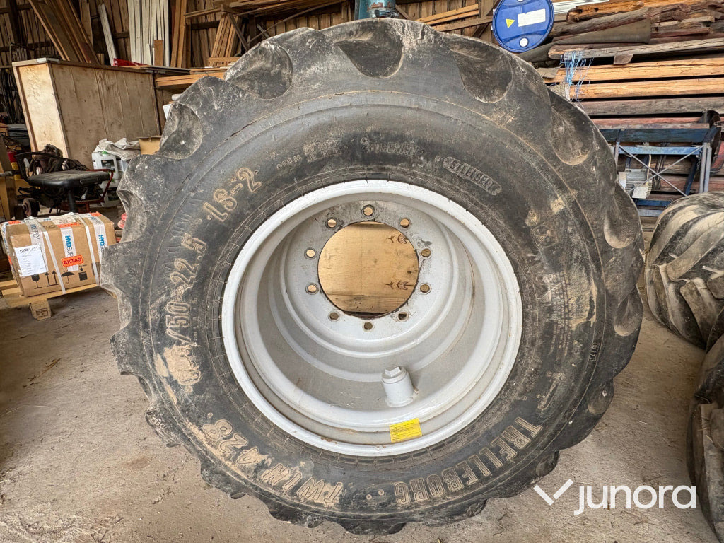 Skogsdäck Trelleborg Twin 428 - Tire for Forestry equipment: picture 5 Skogsdäck Trelleborg Twin 428 - Tire for Forestry equipment: picture 5