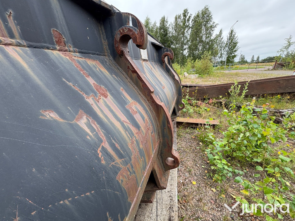 Loader bucket Skopa - Volvo BM: picture 12