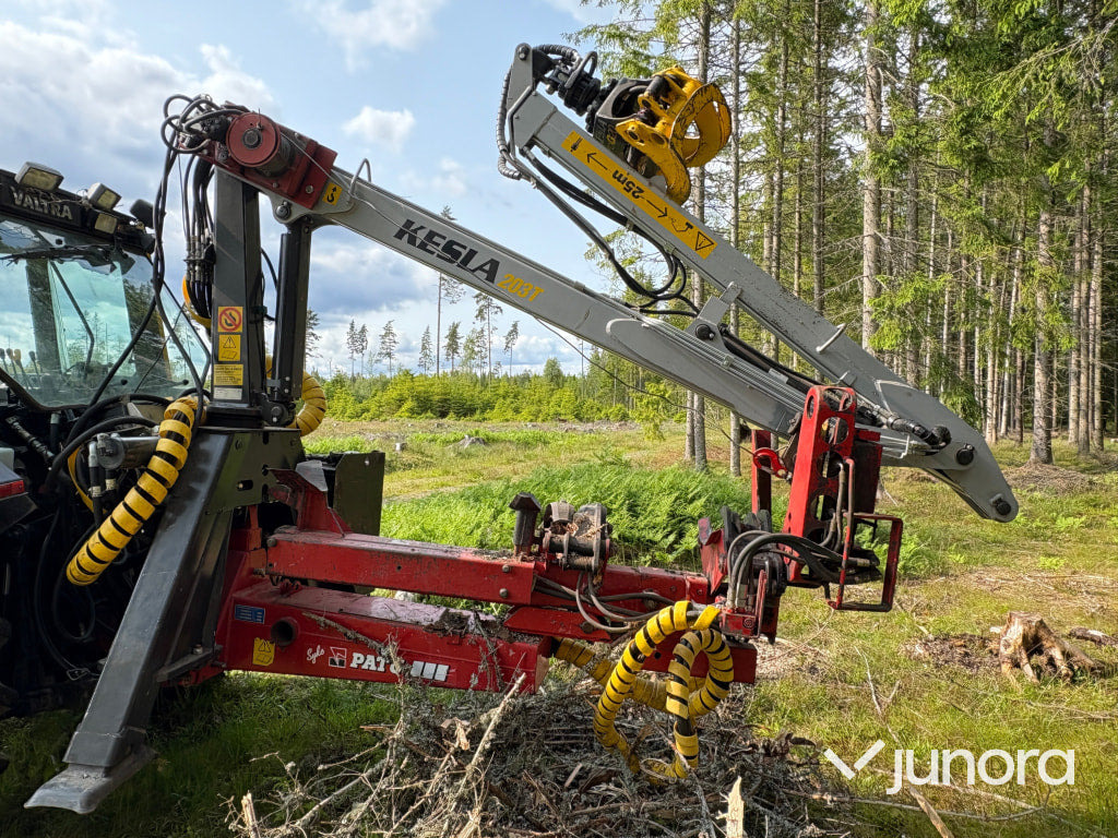 Stegmatare med kran och vinsch - Truck mounted crane: picture 4 Stegmatare med kran och vinsch - Truck mounted crane: picture 4
