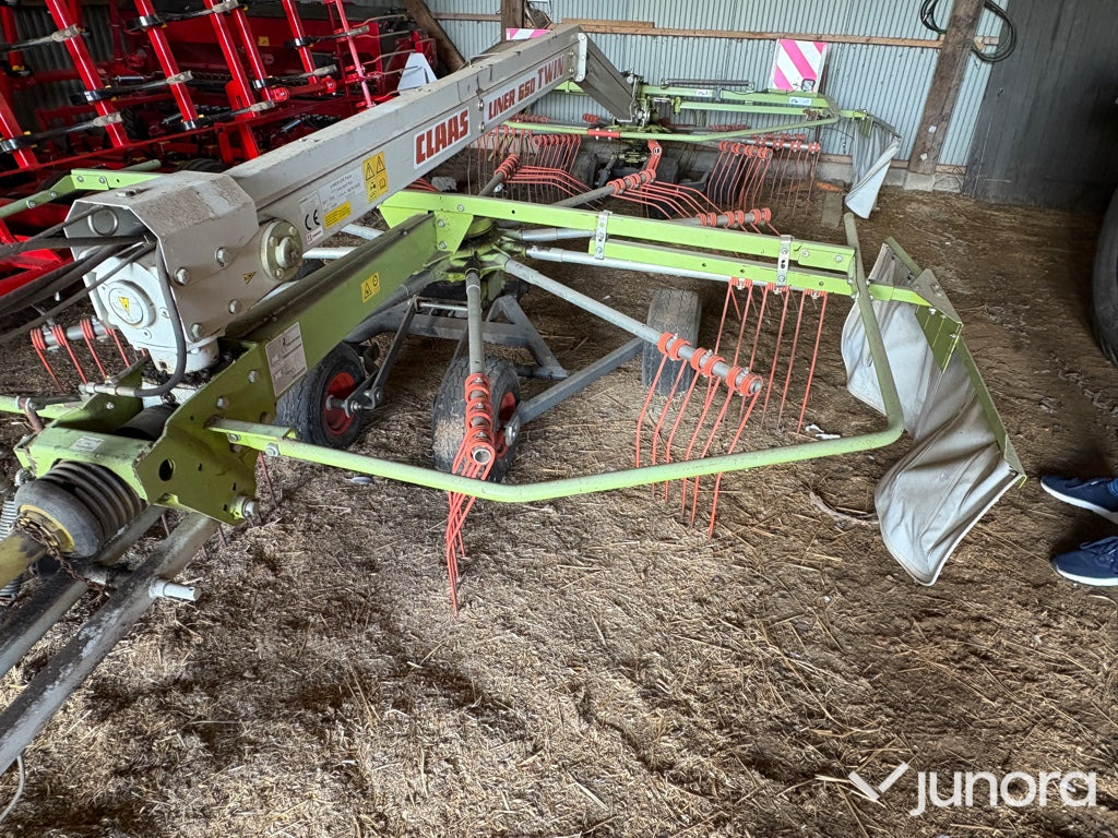 Strängläggare Claas Liner 650 Twin - Tedder/ Rake: picture 2 Strängläggare Claas Liner 650 Twin - Tedder/ Rake: picture 2