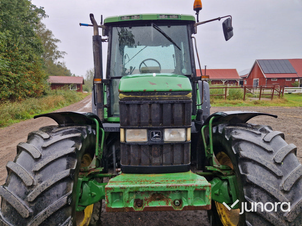 Traktor John Deere 6900 - Farm tractor: picture 2 Traktor John Deere 6900 - Farm tractor: picture 2