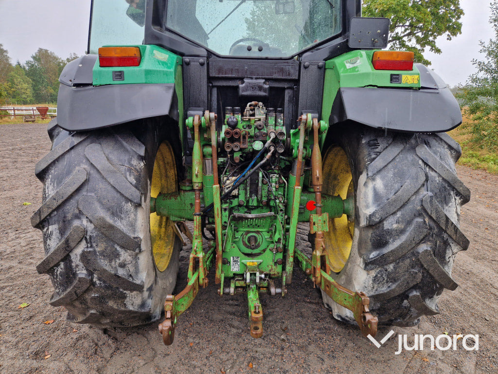 Traktor John Deere 6900 - Farm tractor: picture 4 Traktor John Deere 6900 - Farm tractor: picture 4