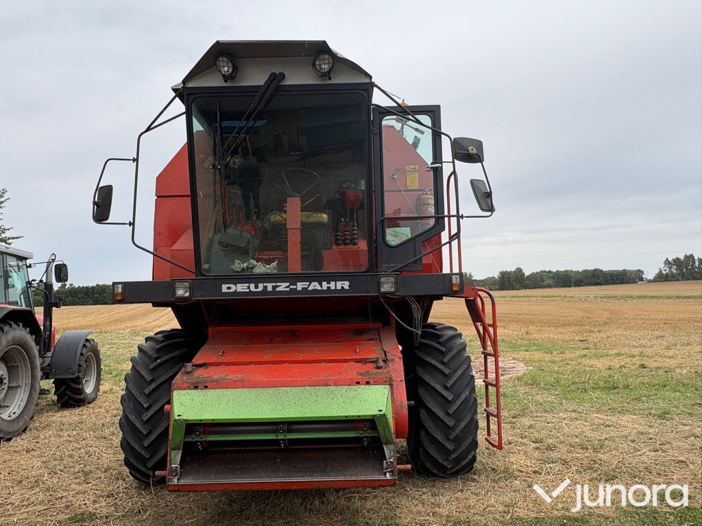 Tröska - Deutz-Fahr 36.10 - Combine harvester: picture 2 Tröska - Deutz-Fahr 36.10 - Combine harvester: picture 2