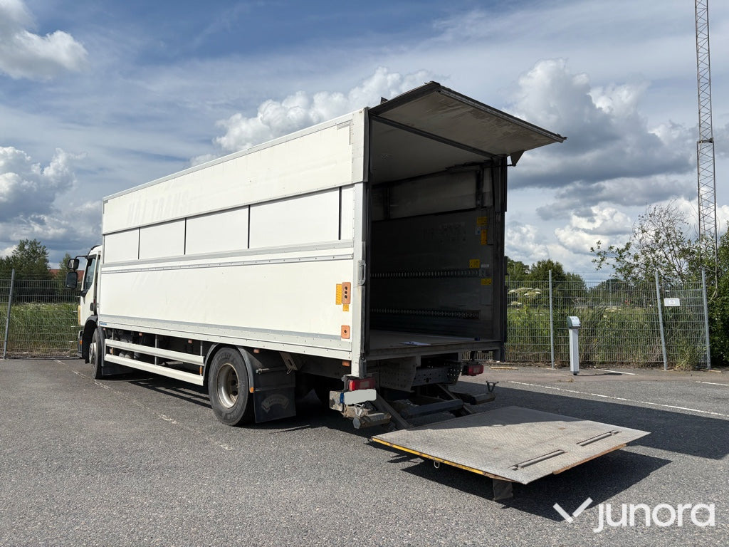 Volvo Fe 280 med höj o sänkbart skåp - Box truck: picture 5 Volvo Fe 280 med höj o sänkbart skåp - Box truck: picture 5
