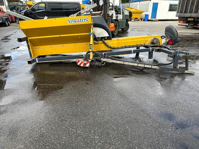 Nido Stratos B06-27 PAX - Sand/ Salt spreader: picture 2 Nido Stratos B06-27 PAX - Sand/ Salt spreader: picture 2