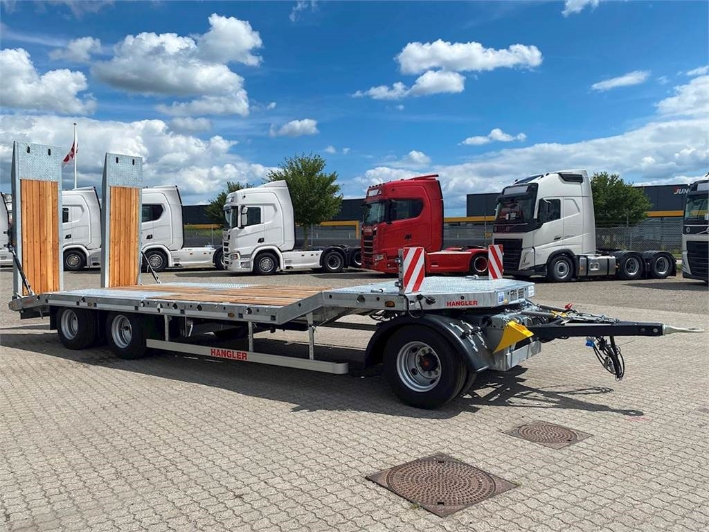 Hangler DTS 300 3 akslet med ramper - Low loader trailer: picture 2 Hangler DTS 300 3 akslet med ramper - Low loader trailer: picture 2