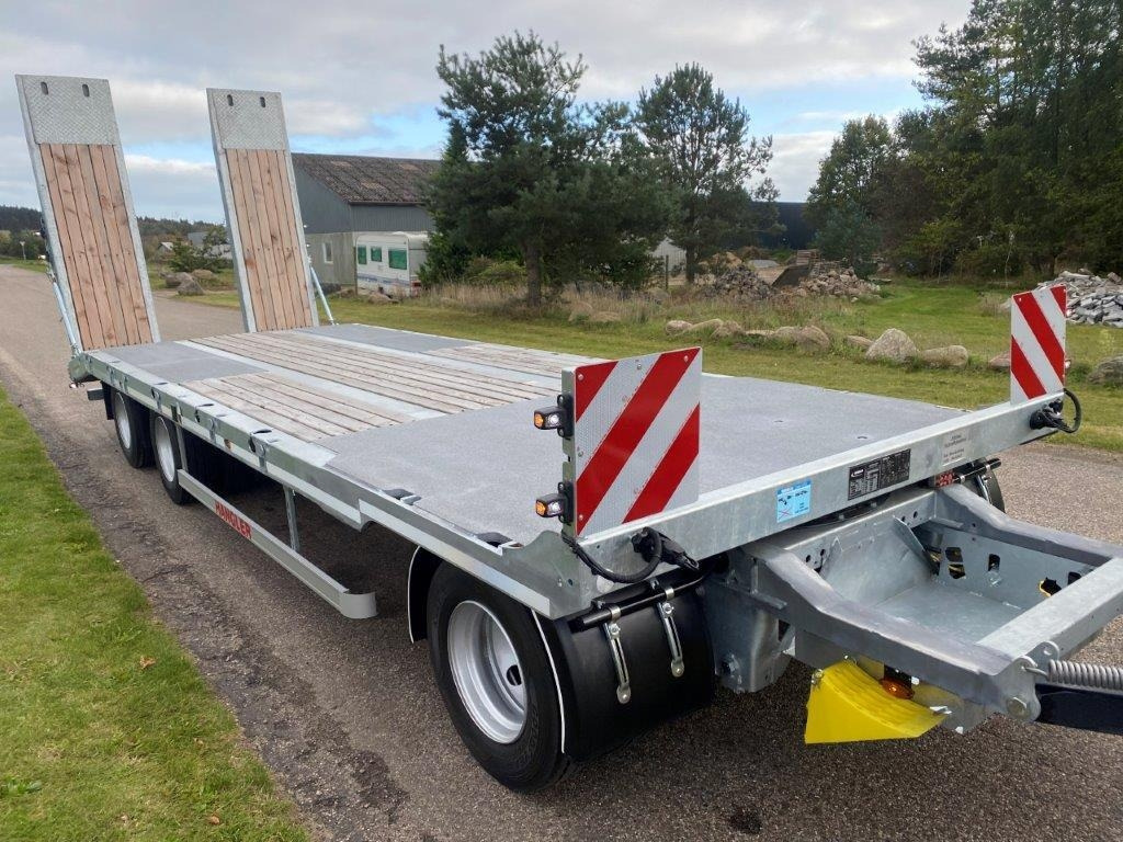 Hangler DTS-H 300 P 3 akslet med ramper - Low loader trailer: picture 4 Hangler DTS-H 300 P 3 akslet med ramper - Low loader trailer: picture 4