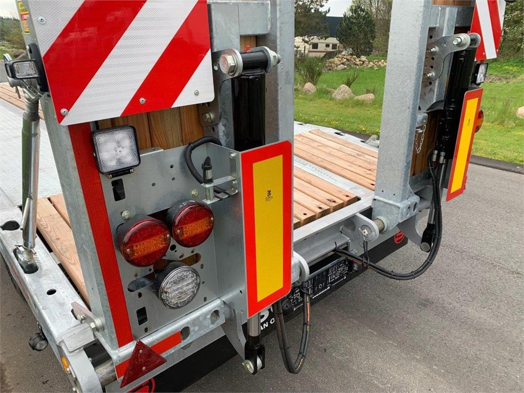 Hangler TPS-H 280 Jumbo-Z 3 akslet - Low loader trailer: picture 5 Hangler TPS-H 280 Jumbo-Z 3 akslet - Low loader trailer: picture 5
