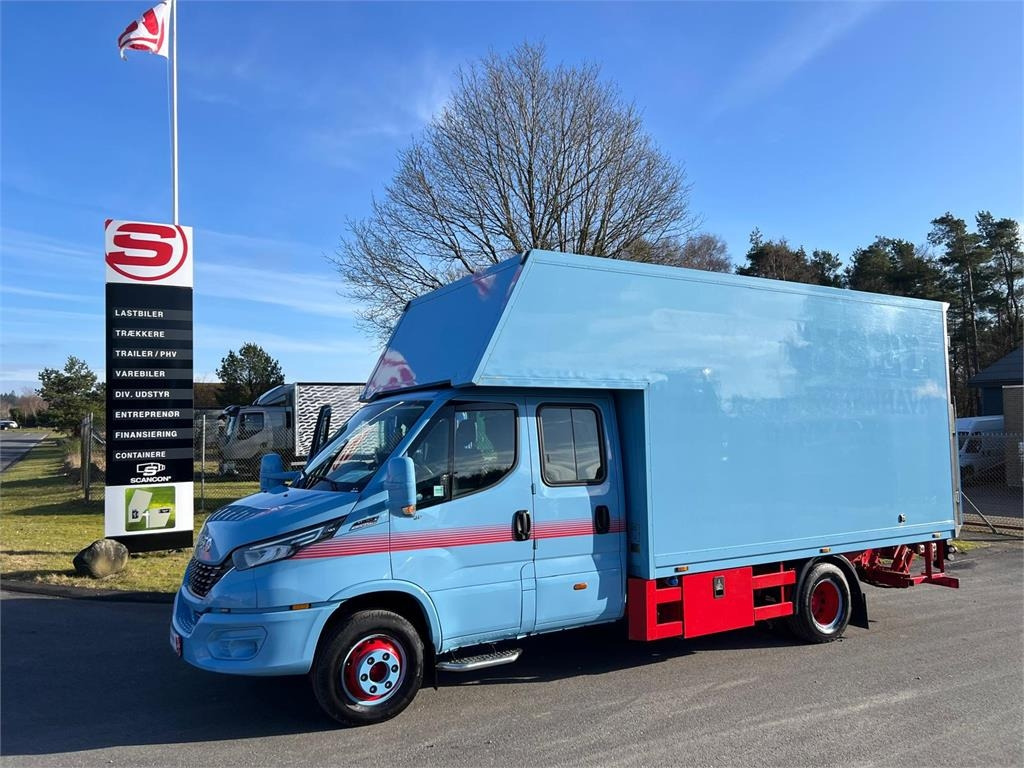 Iveco Daily 70C18 - dobbelt cab - Box truck: picture 1 Iveco Daily 70C18 - dobbelt cab - Box truck: picture 1