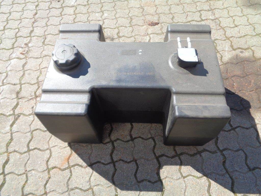 Mercedes-Benz 100 L plast (H formet) Dieseltank - Fuel tank for Commercial vehicle: picture 4 Mercedes-Benz 100 L plast (H formet) Dieseltank - Fuel tank for Commercial vehicle: picture 4
